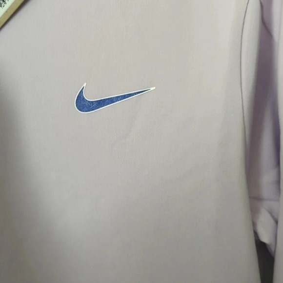 WOMEN'S Nike Dri-fit Swoosh Run Mid-Layer Top - Picture 6 of 9